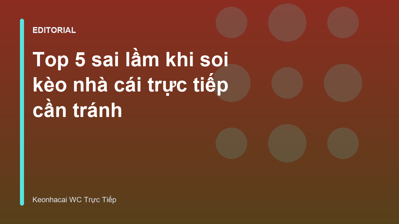 Người chơi bóng đá đang phân tích tỷ lệ kèo trên máy tính